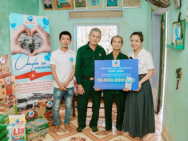 Hình ảnh đội ngũ chuyên gia tận tâm của 888clb