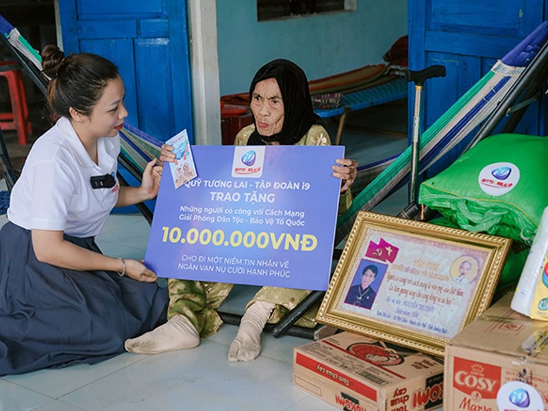 Biểu tượng email hỗ trợ khách hàng của 888clb